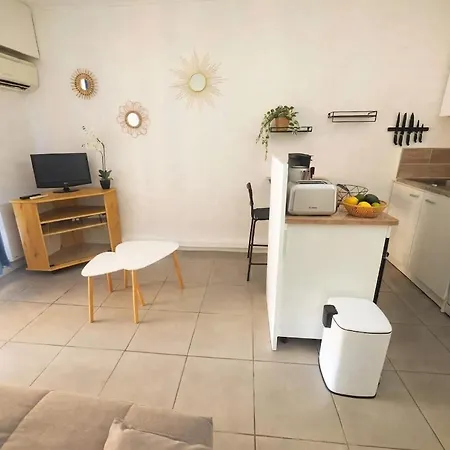 Apartment Bateau La Yourhosthelper