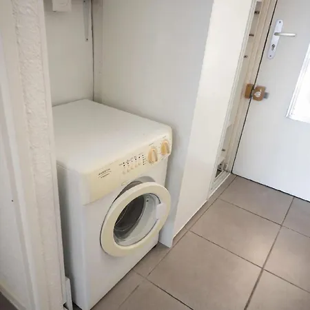 Bateau La Yourhosthelper Apartment *